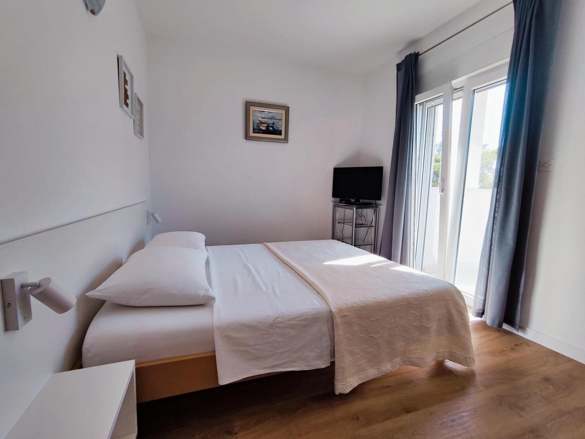 Apartmani Seka Vodice Exterior photo